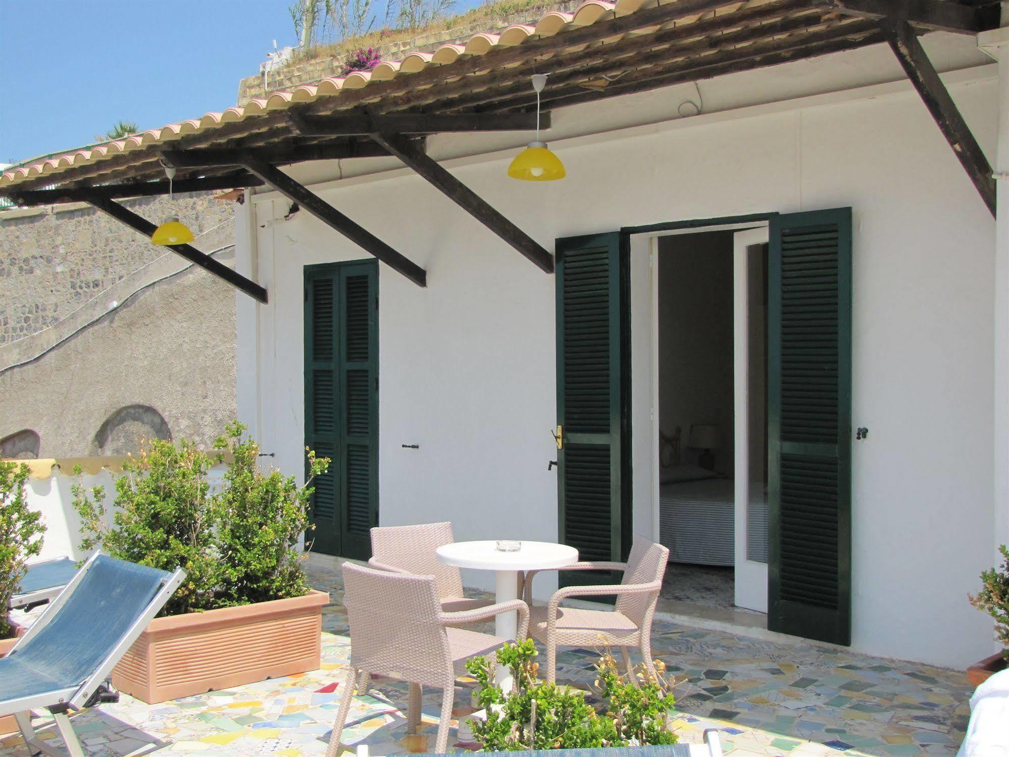 Appartamenti Casa Del Sole Sant'Angelo  Exterior photo